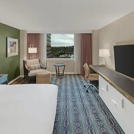 Hilton Harrisburg Near Hershey Park Exterior photo